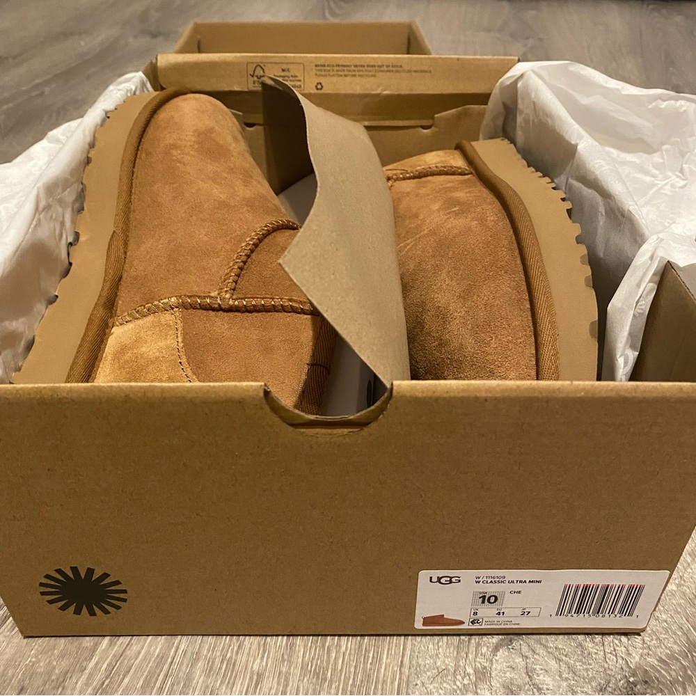 Uggs classic ultra minis NEW IN BOX - Picture 11 of 11